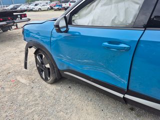 2025 Nissan Kicks SR Intelligent AWD - Primary Damage Right Image